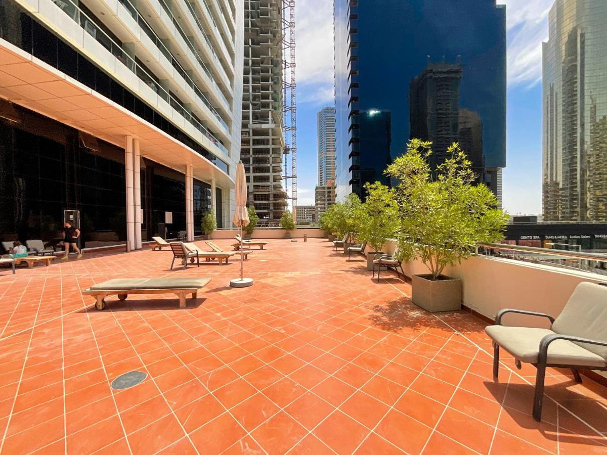 Higuests - Modern Studio With Incredible City Skyline View Dubai Exterior foto